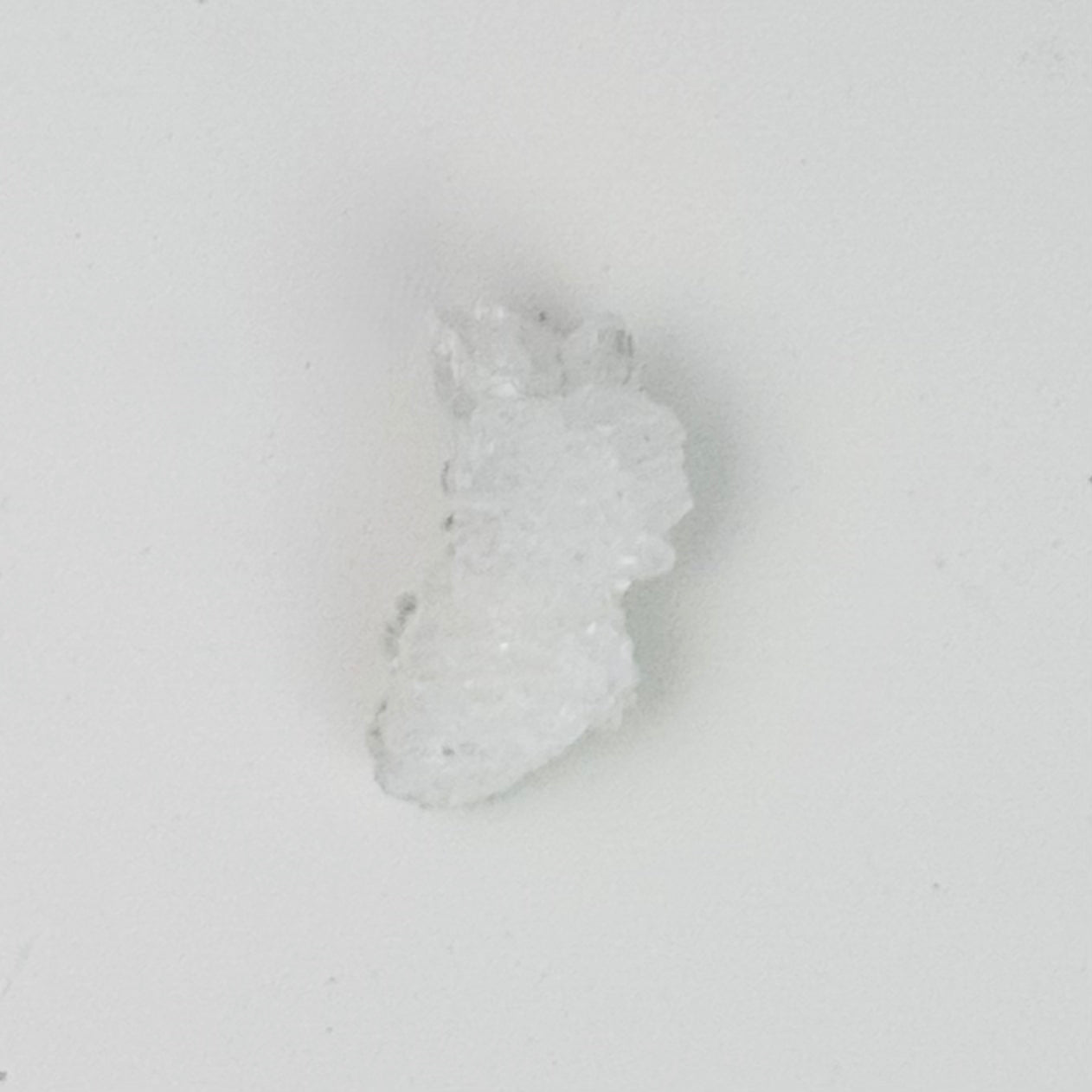 White Aragonite – 1x0.25x0.15" (tiny)