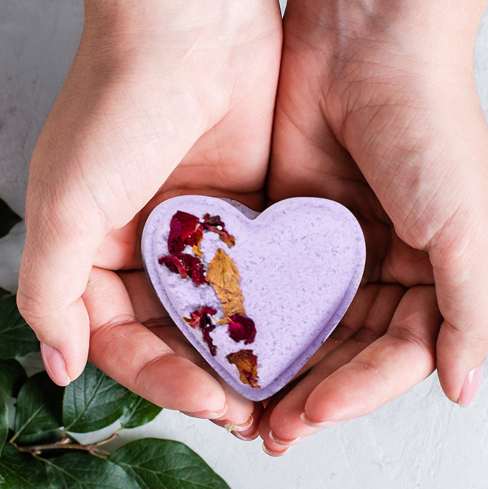 CBD - 8 Bath bombs set - perfect for a relaxing Mother's day bath