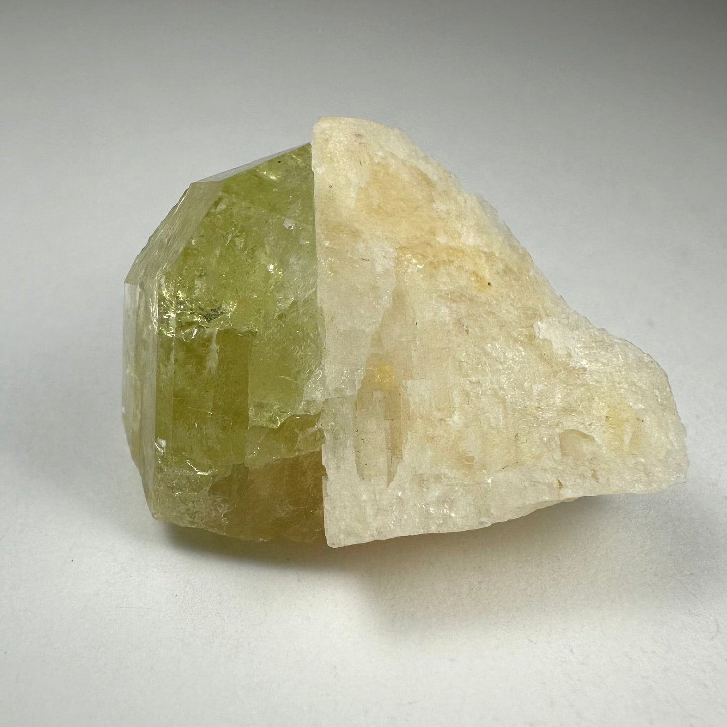 Brazilianite with Albite – Minerals