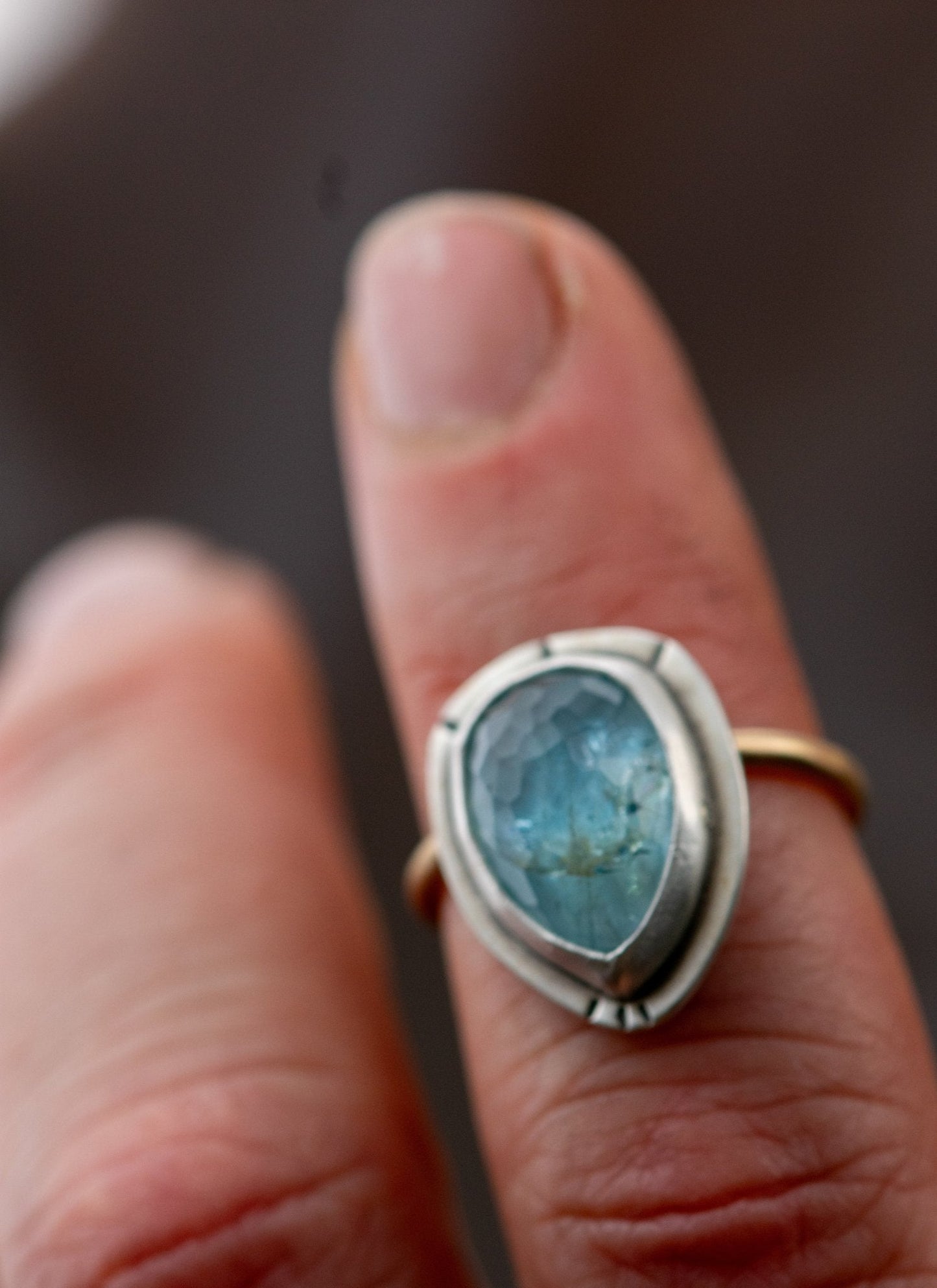 RIPPLE AQUAMARINE RING
