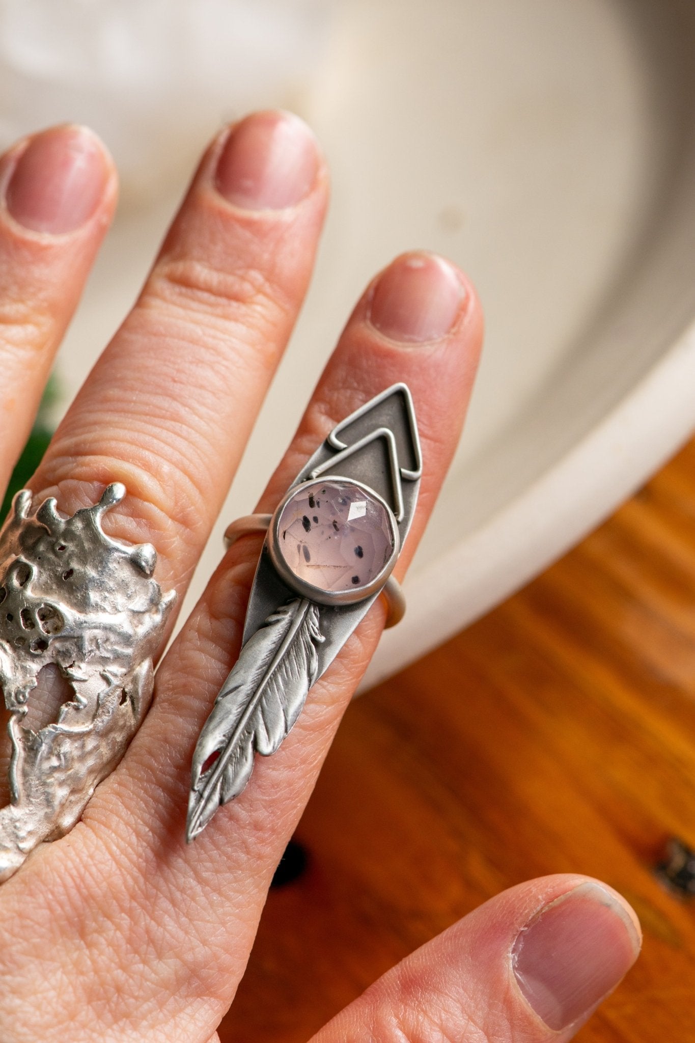 ROSE QUARTZ DIVINER RING