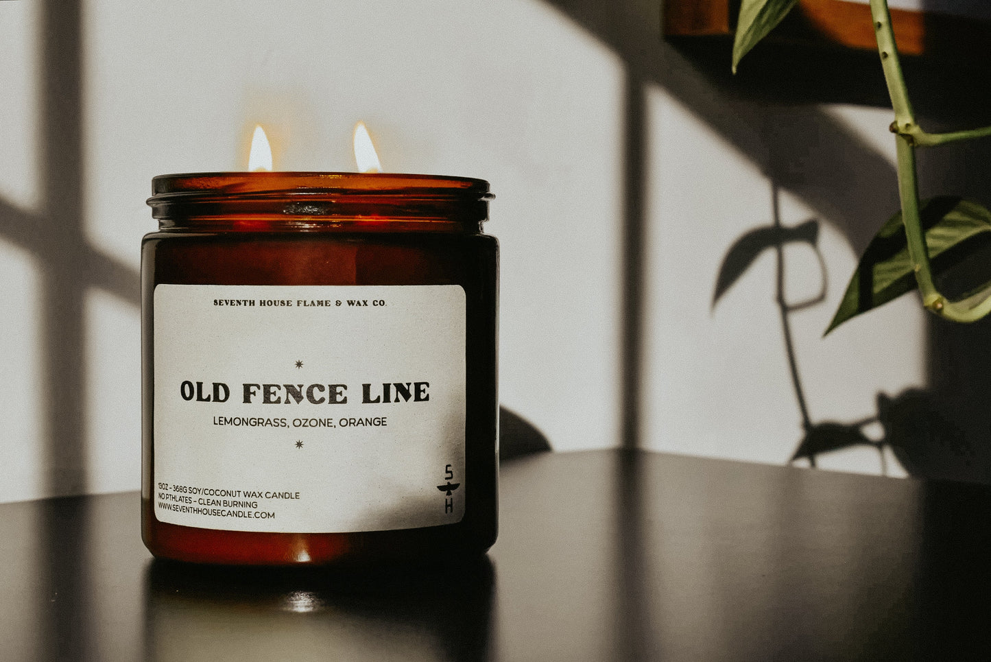 Old Fence Line Candle | Lemongrass Green Fresh Scented Candle –