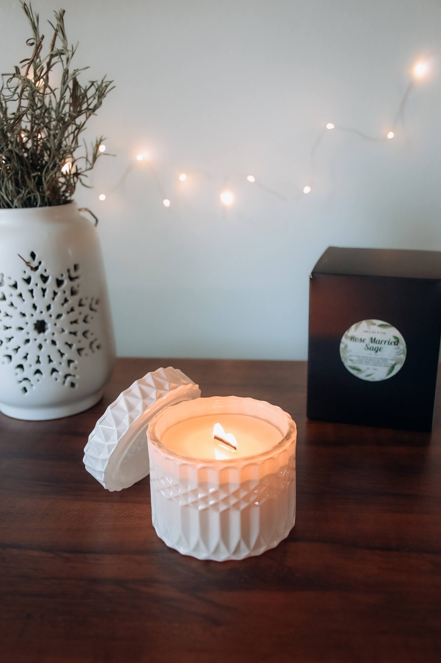 Rosemary Sage Beeswax Candle | Wood Wick – non toxic candle