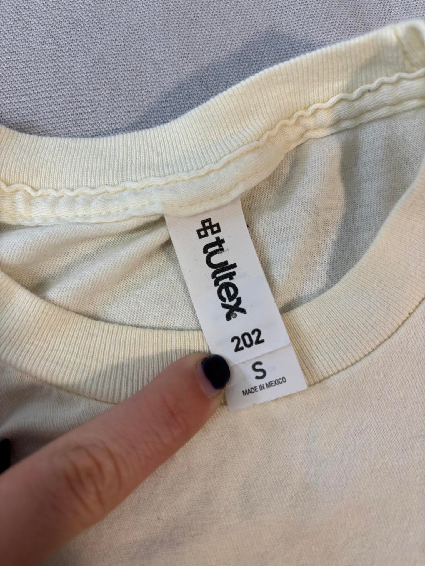 Vintage Eddie Vedder Tour T-Shirt 2022 - Surfboard Style Band Tee – T-Shirts