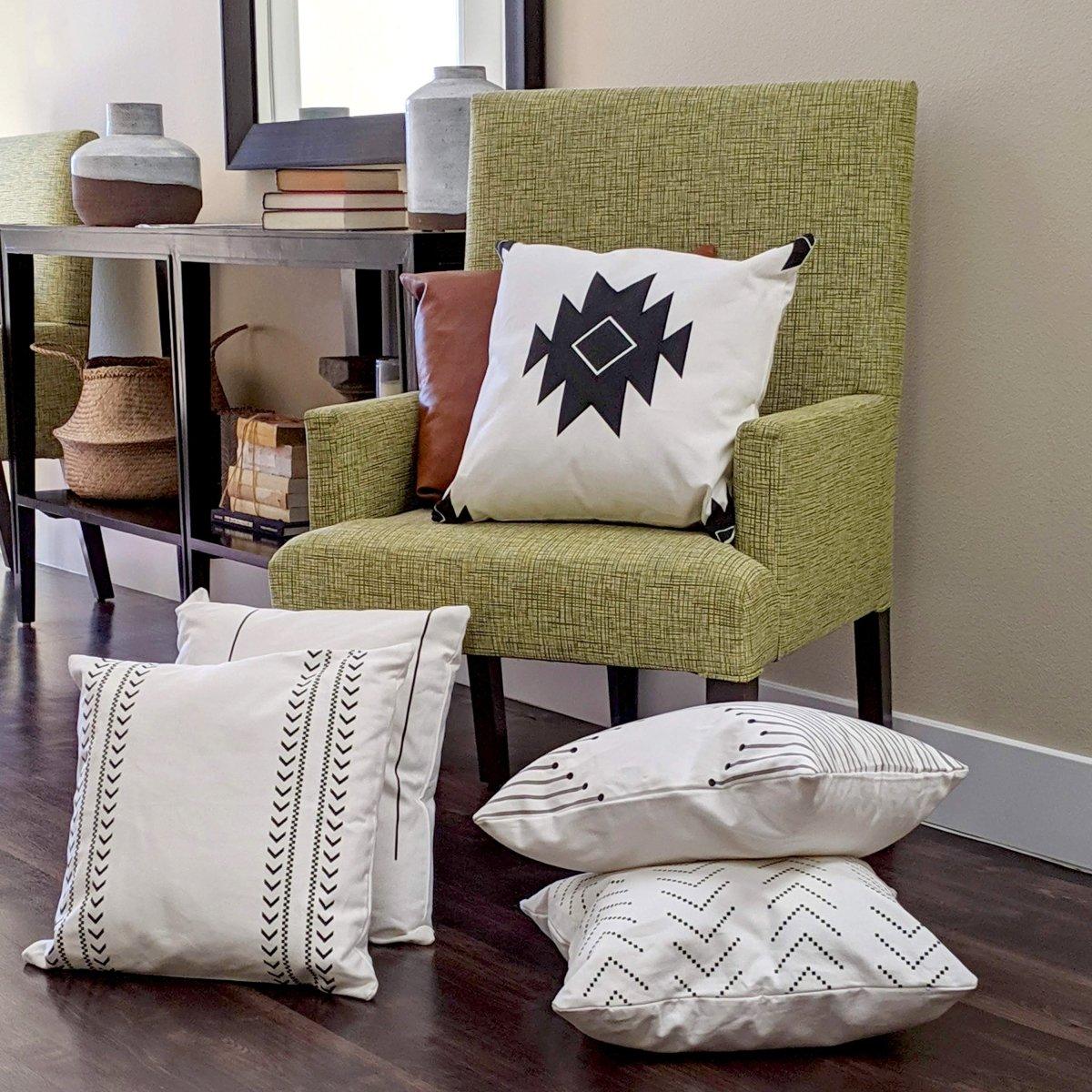 Amber & Farm Pillow Set