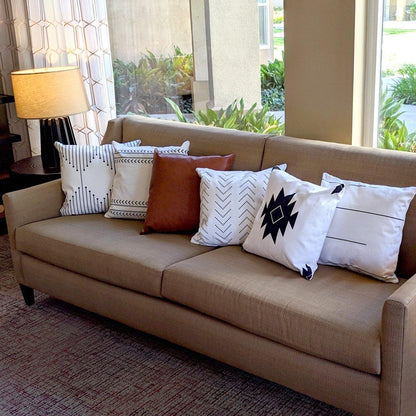 Amber & Farm Pillow Set