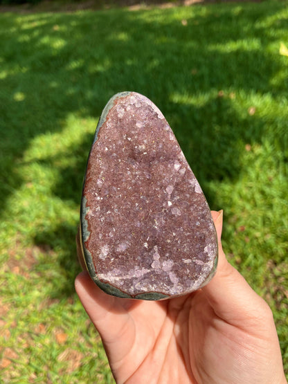Rainbow Amethyst Cut Base –