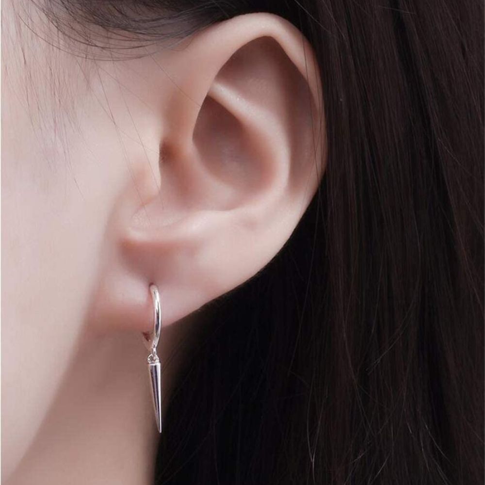 SPIKE HOOP EARRINGS (PAIR) –