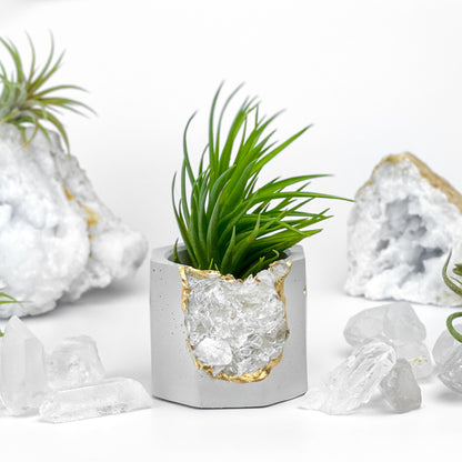 Raw CLEAR QUARTZ GEODE PLANTER – Small Geode Planter