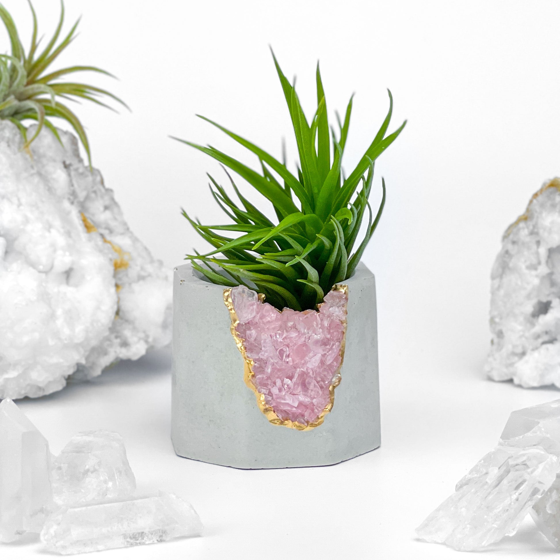ROSE QUARTZ GEODE PLANTER – Small Geode Planter
