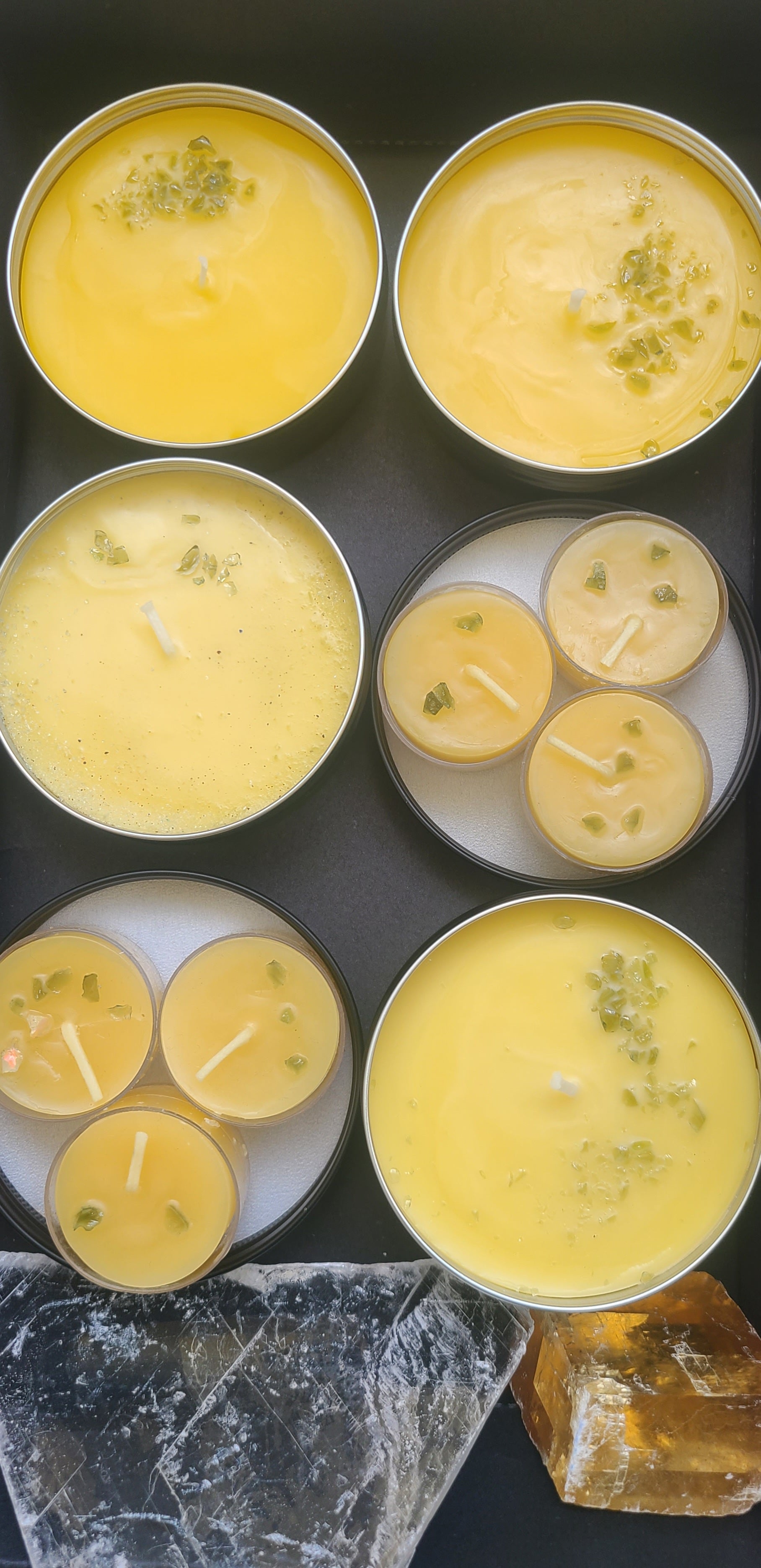 Pure Beeswax Tealight Candles with Moldavite Chips – Gemstone Candle