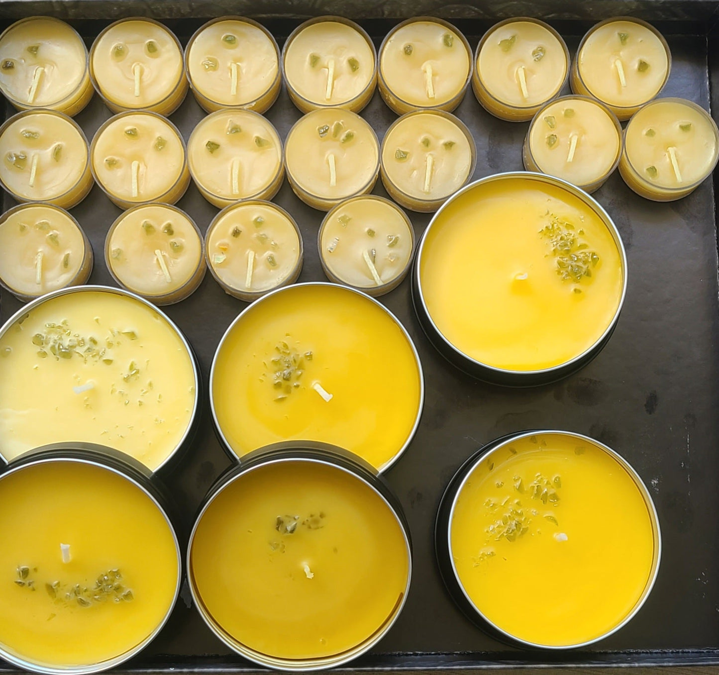 Pure Beeswax Tealight Candles with Moldavite Chips – Three Tealights Gemstone Candle
