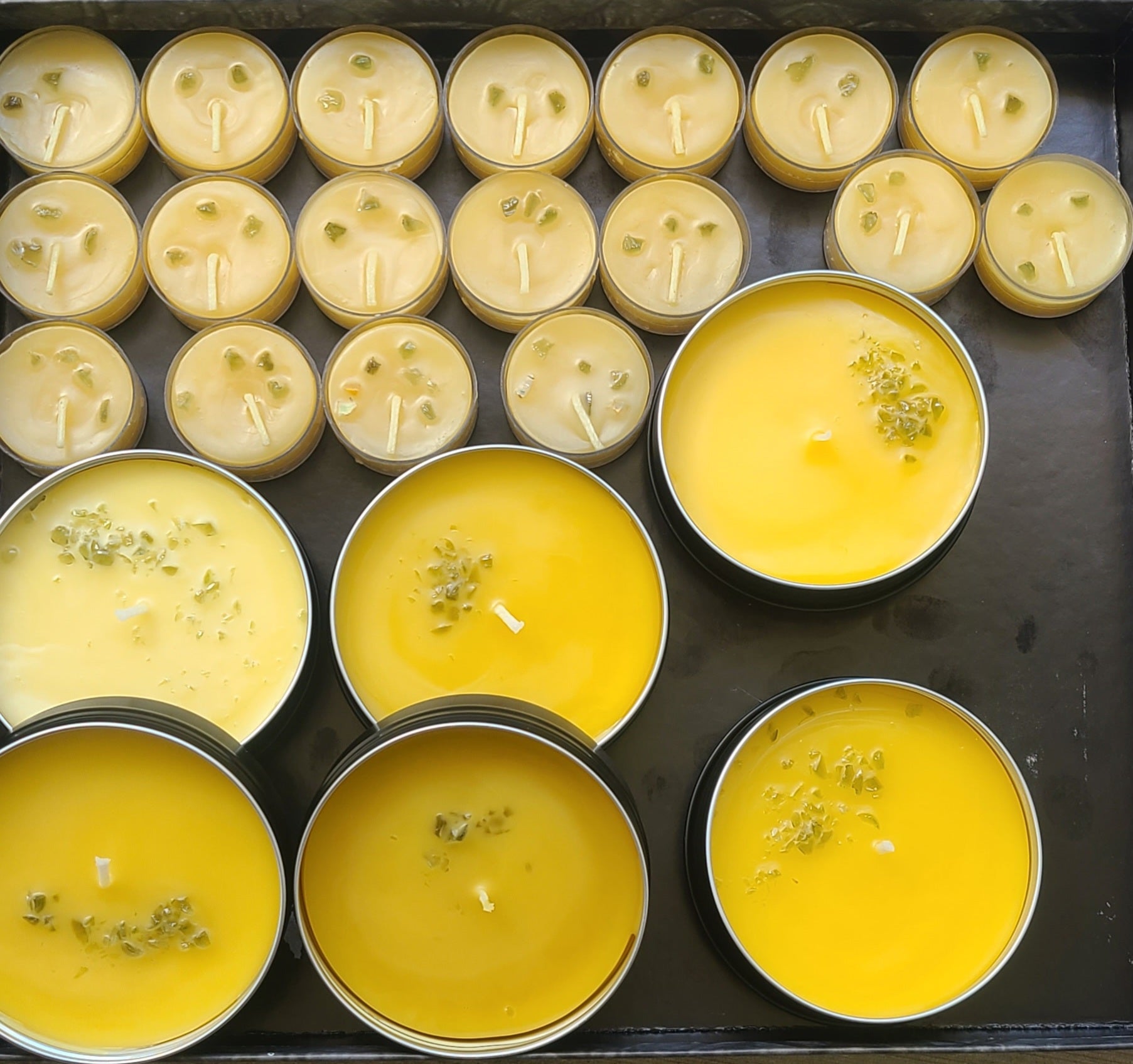 Pure Beeswax Tealight Candles with Moldavite Chips – Three Tealights Gemstone Candle