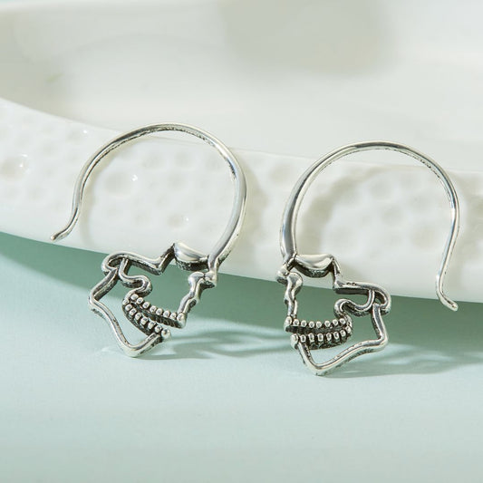 SILVER SKULL HOOP EARRINGS (PAIR) –