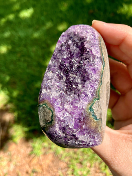 Amethyst High Quality Cut Base –