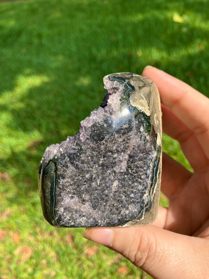 Black Amethyst Cut Base –