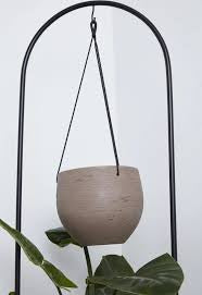Figueroa Hanging Pot 8” –