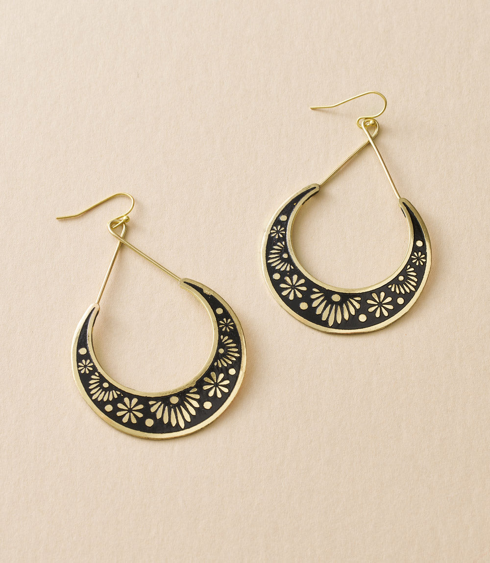 Nisha Crescent Moon Hoop Earrings – Earrings