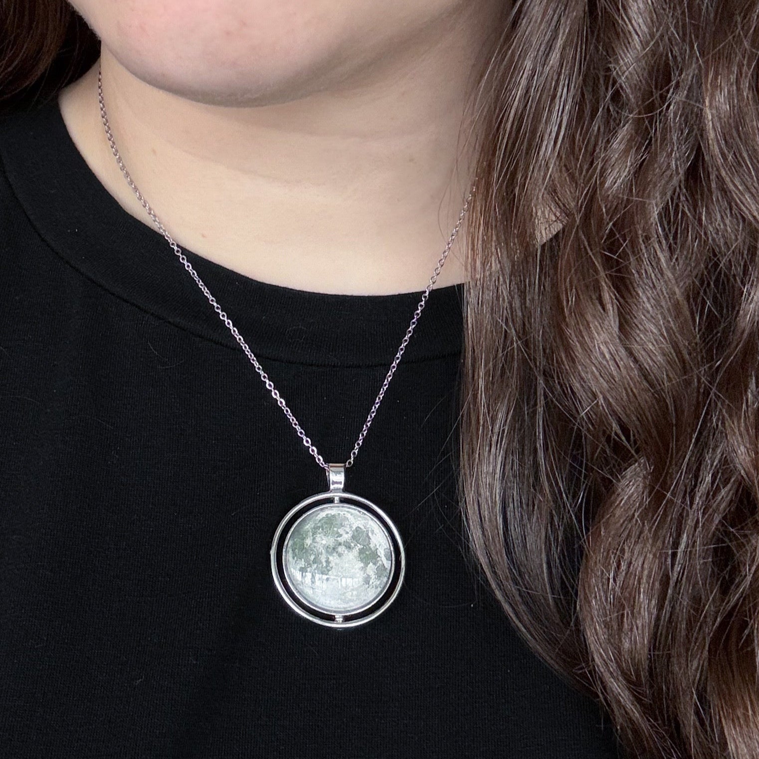 Full Moon Double Sided Fidget Necklace – Necklace