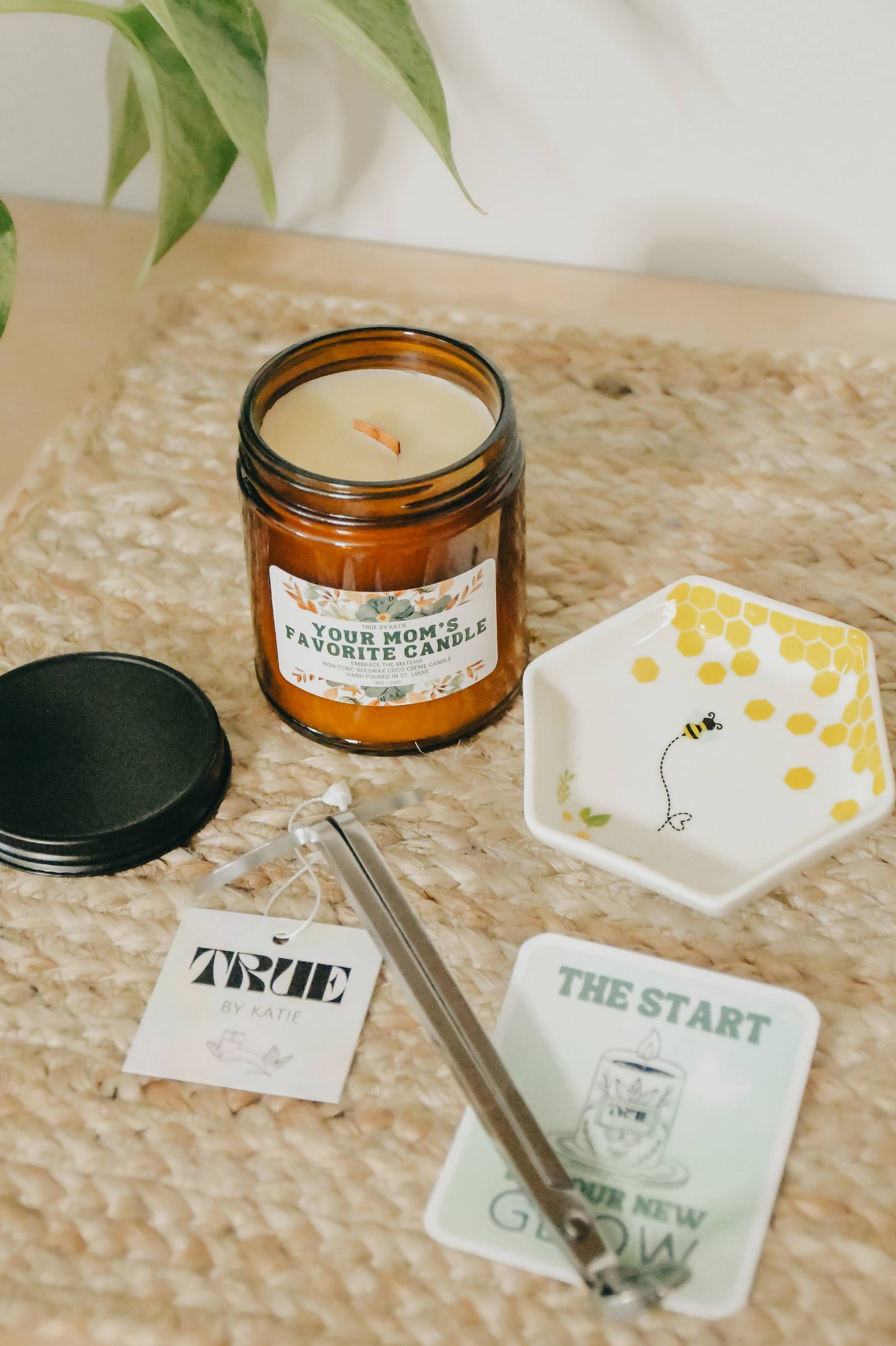 Your Mom’s Favorite Candle – non toxic candle