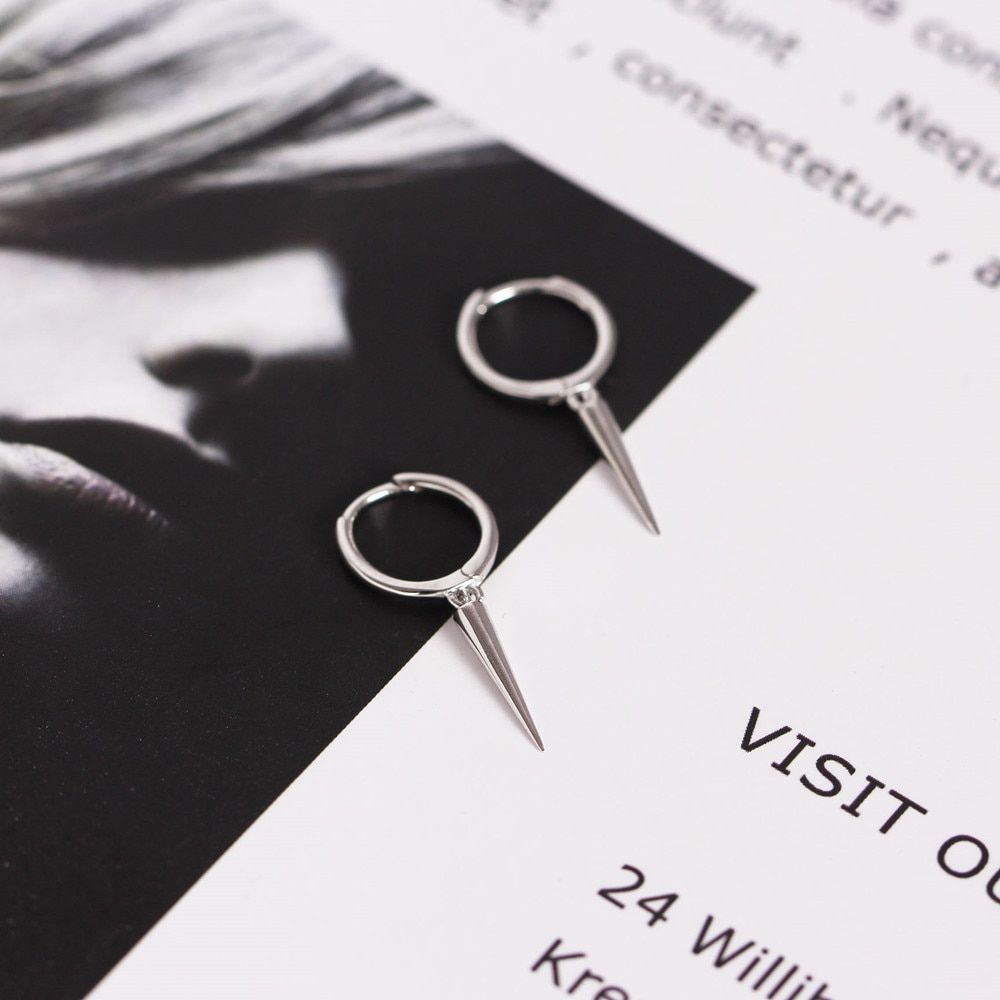 SPIKE HOOP EARRINGS (PAIR) –