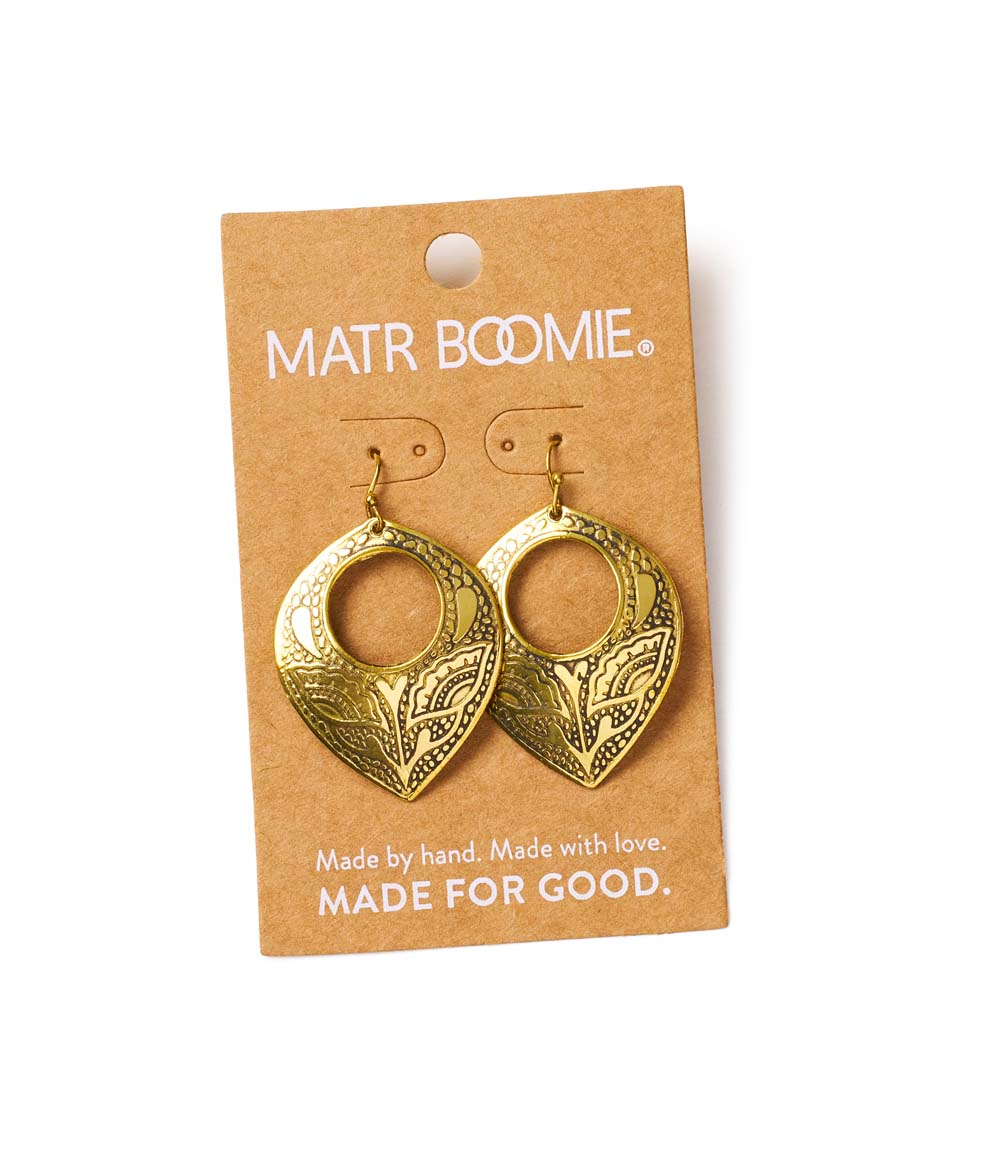Yashi Embossed Statement Earring – Earrings