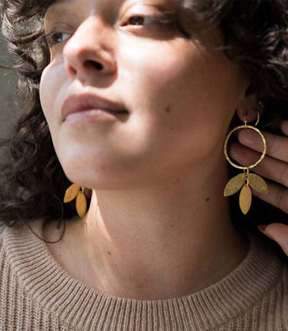Aamani Vine Hoop Earring