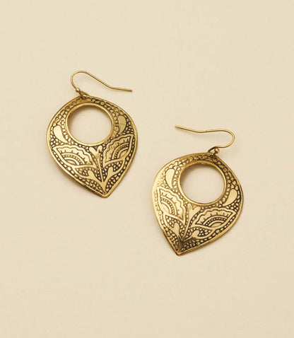 Yashi Embossed Statement Earring – Earrings