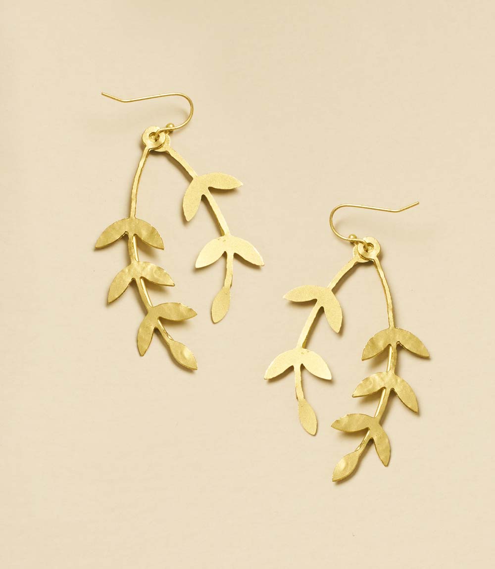 Aamani Linear Vine Dangle Earring – Earrings