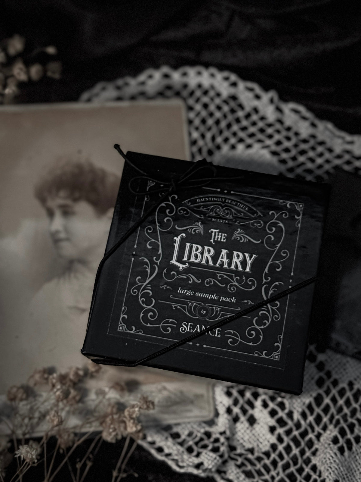 Seance The Library Perfume Sample Set, 27 Scents – Sample Packs