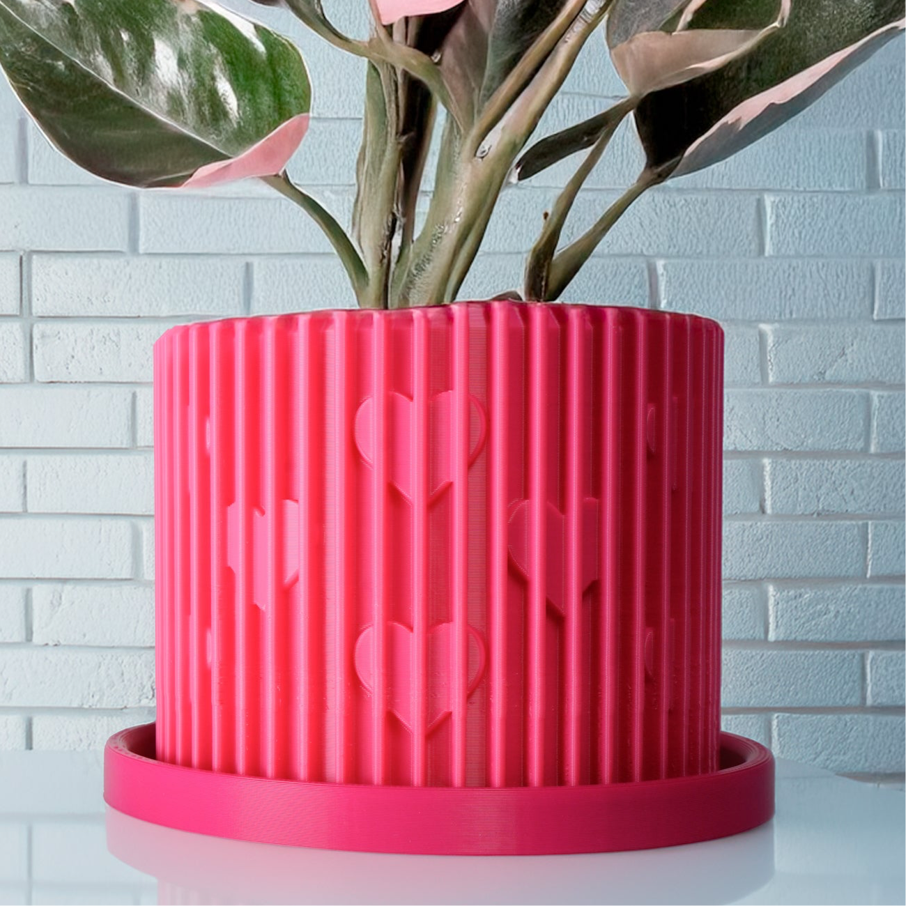 Modern Heart-Shaped Planter with Drainage & Saucer – Unique Valentine’s Day Gift for Plant Lovers, 3d Printed Planter Home Hosting Decor, – Planter