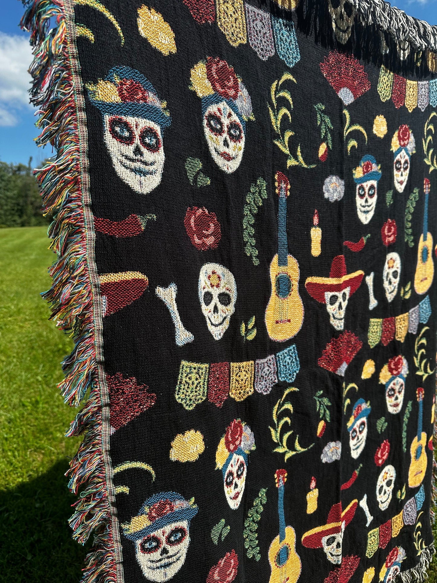 Day of the death woven blanket 37x52” clearance