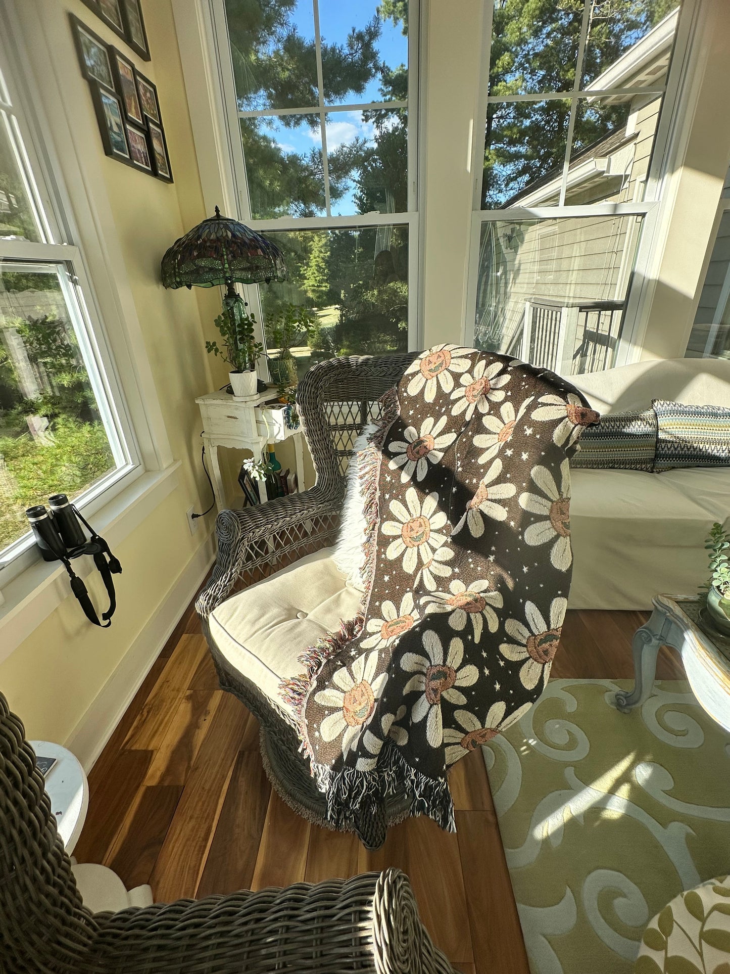 Daisy and pumpkins jack o lanters cotton woven blanket 50x60”