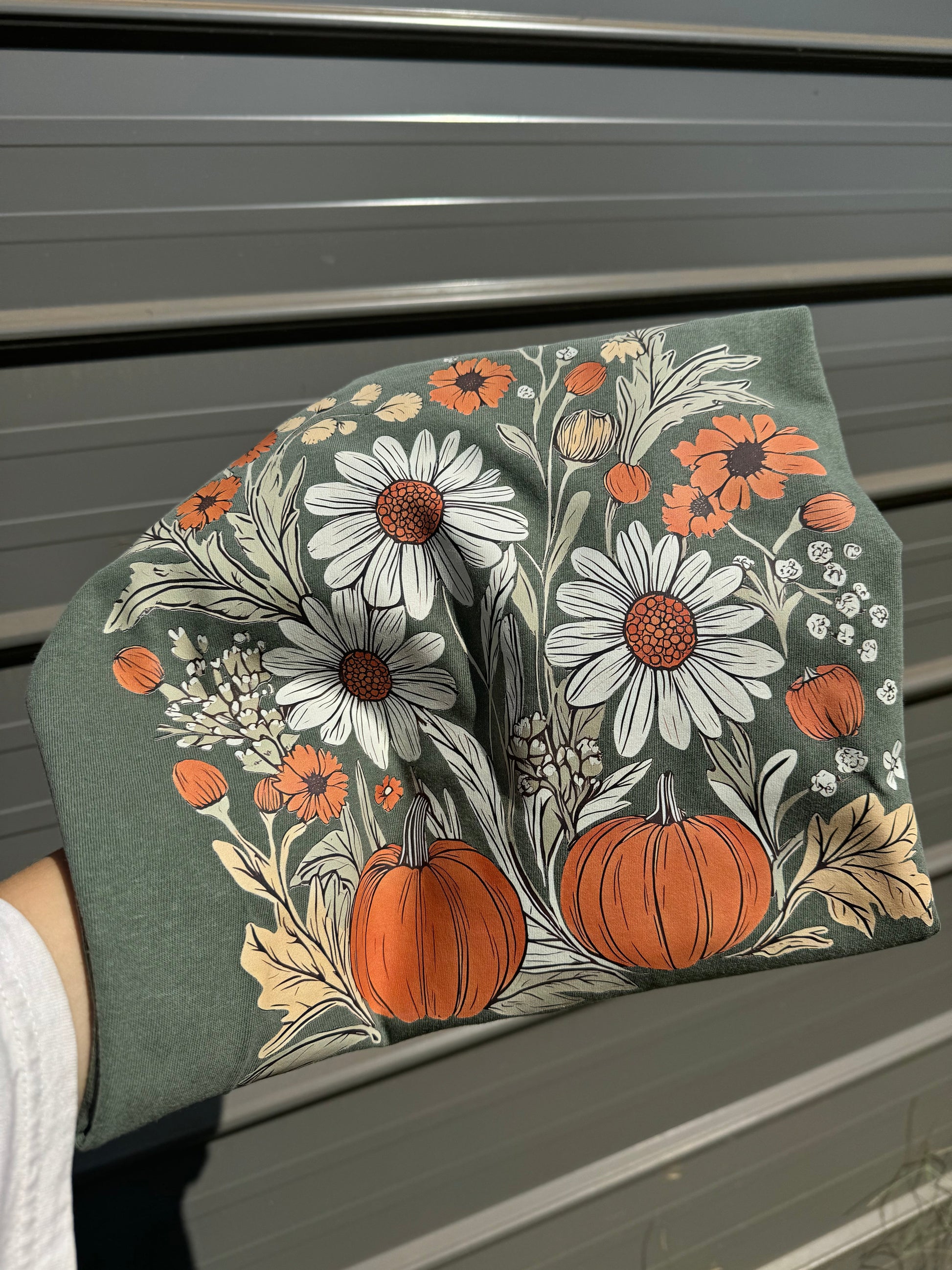Floral pumpkin comfort color tee –