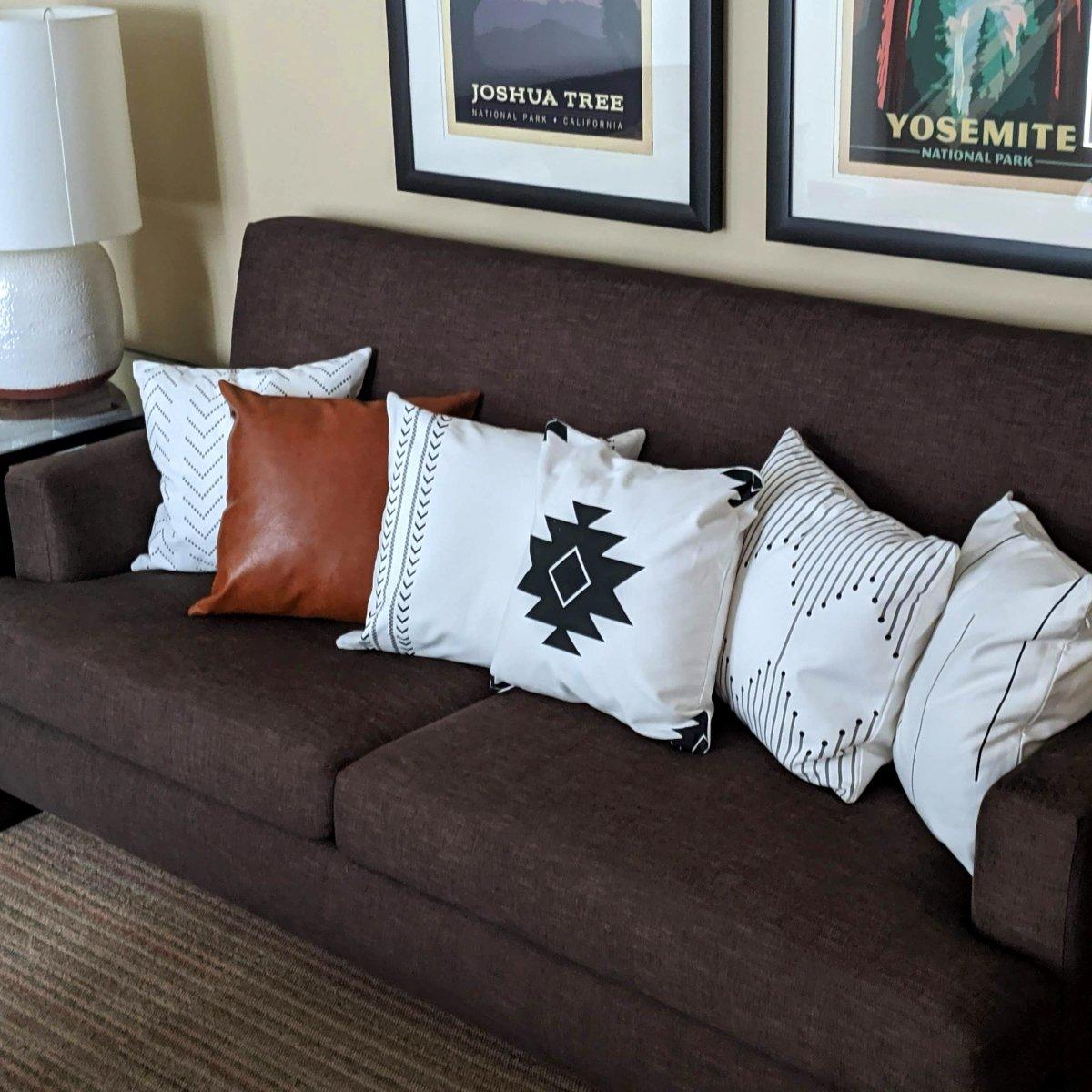 Amber & Farm Pillow Set