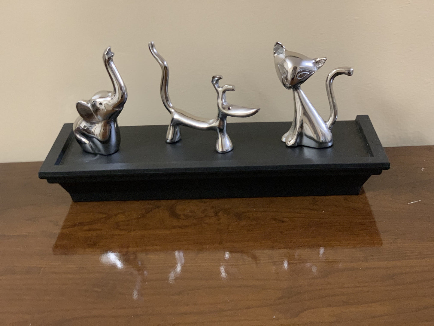 Vibhsa Dog Cat & Elephant Ring Holders Set - Silver – Collectibles