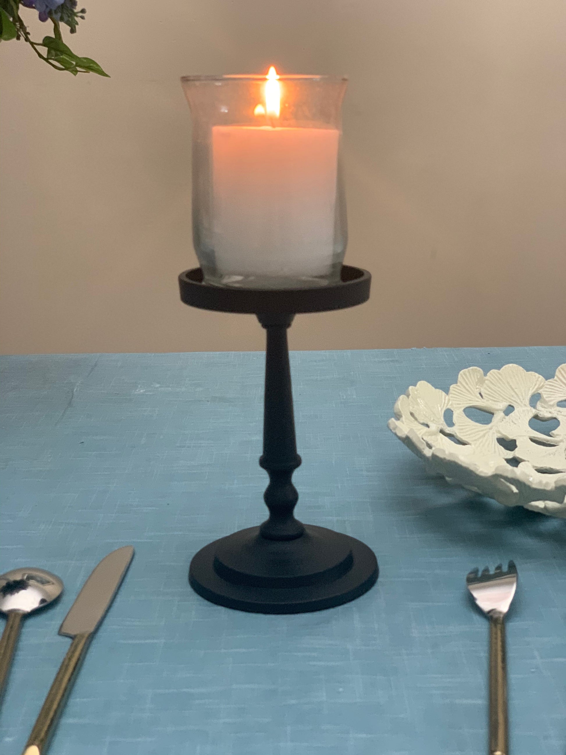 Vibhsa Pillar Candle Holder - Matte Black (7"H) – Candle Holder