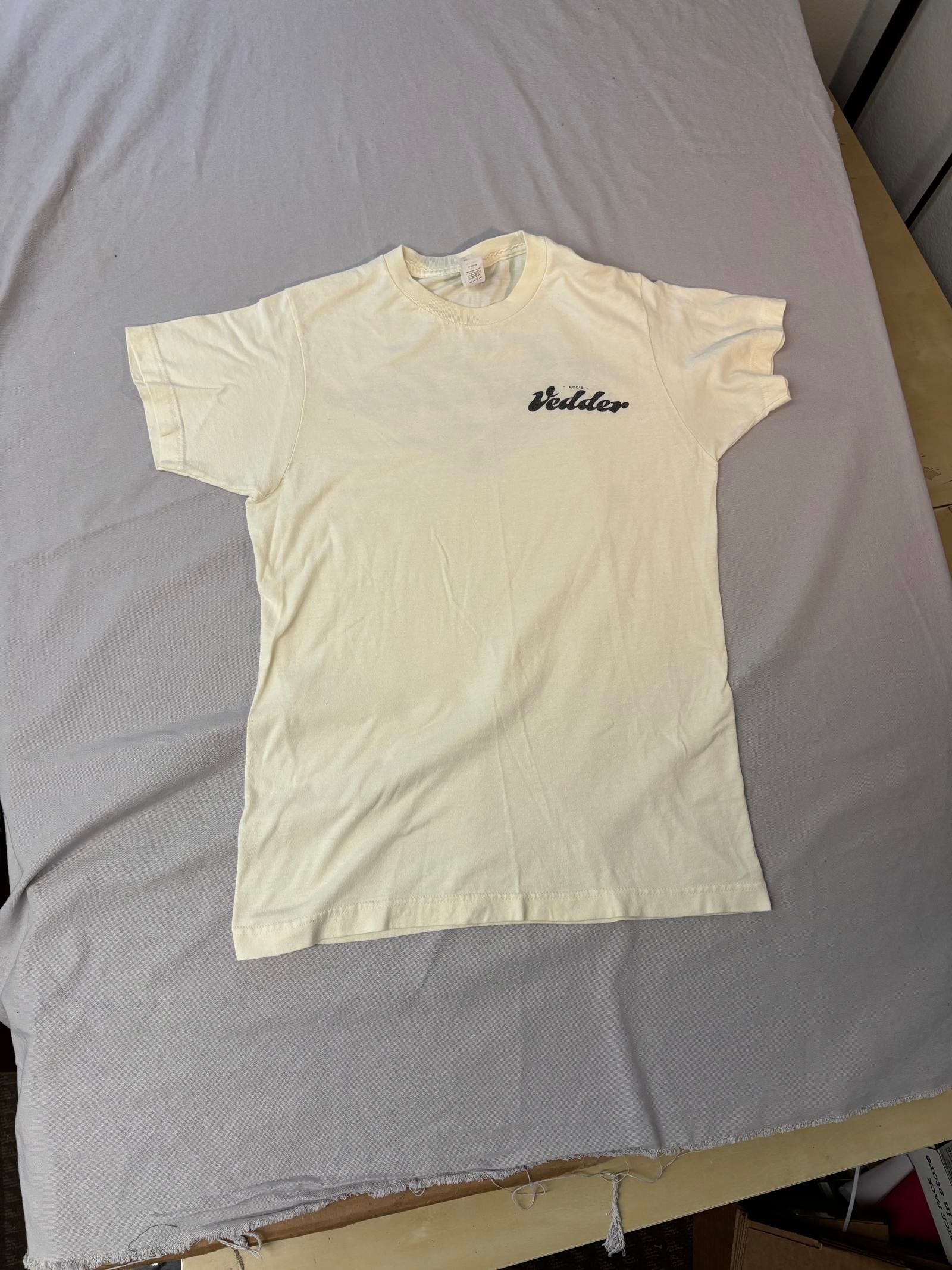 Vintage Eddie Vedder Tour T-Shirt 2022 - Surfboard Style Band Tee – T-Shirts