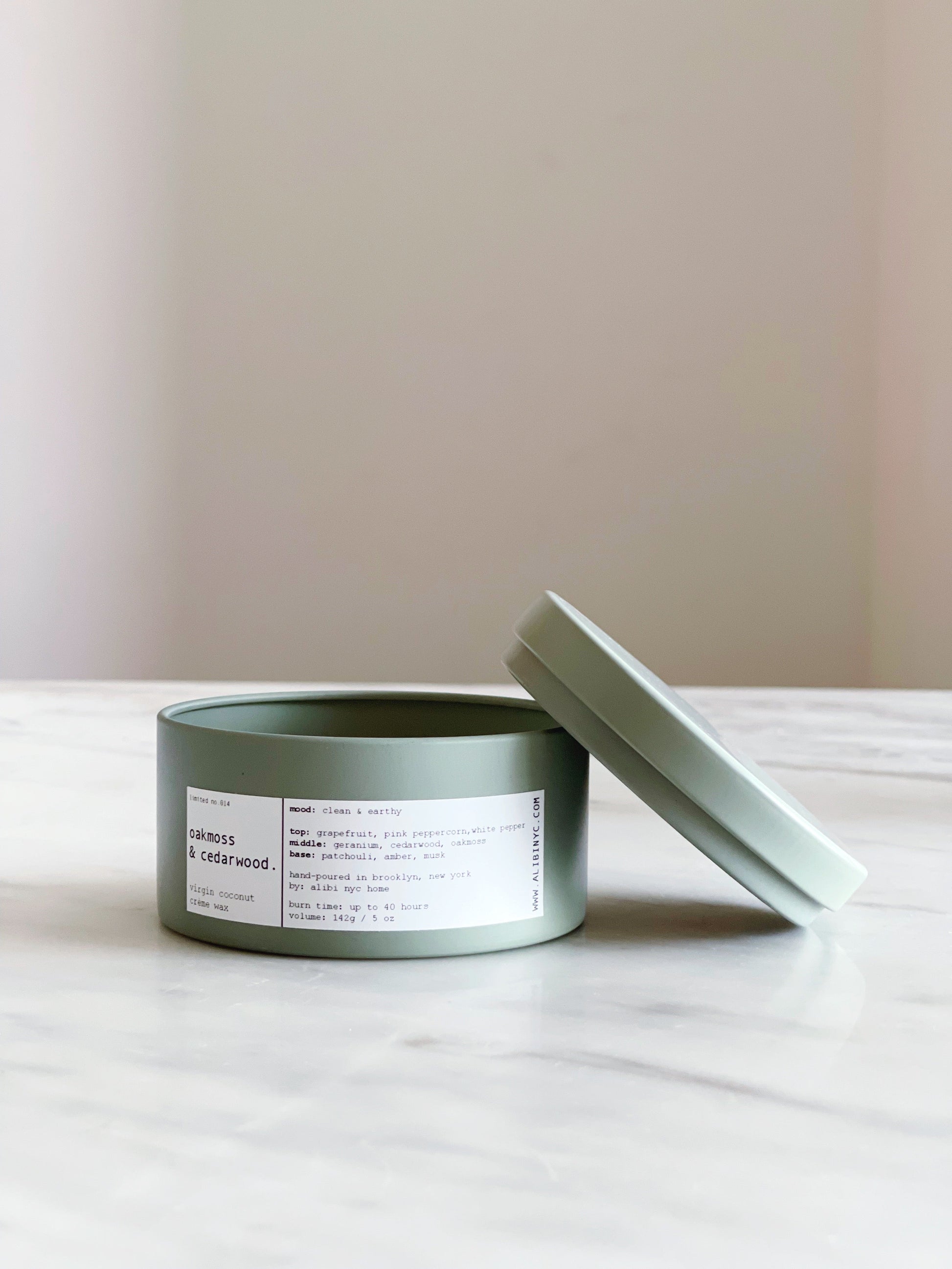 OAKMOSS & CEDARWOOD | VIRGIN COCONUT CRÈME WAX & WOODEN WICK TRAVEL CANDLE – CANDLES