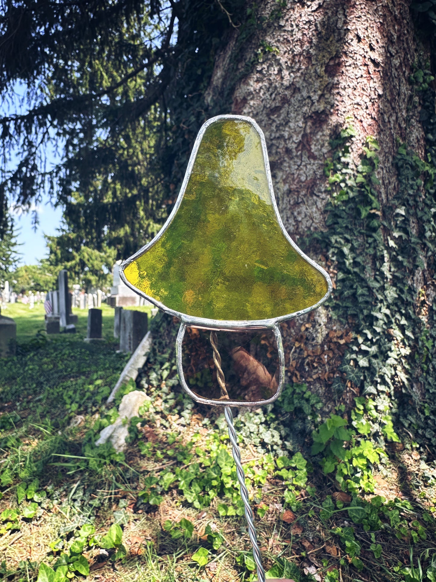 Mushroom Garden Stake – Whimsical Outdoor Décor for Yard & Planters