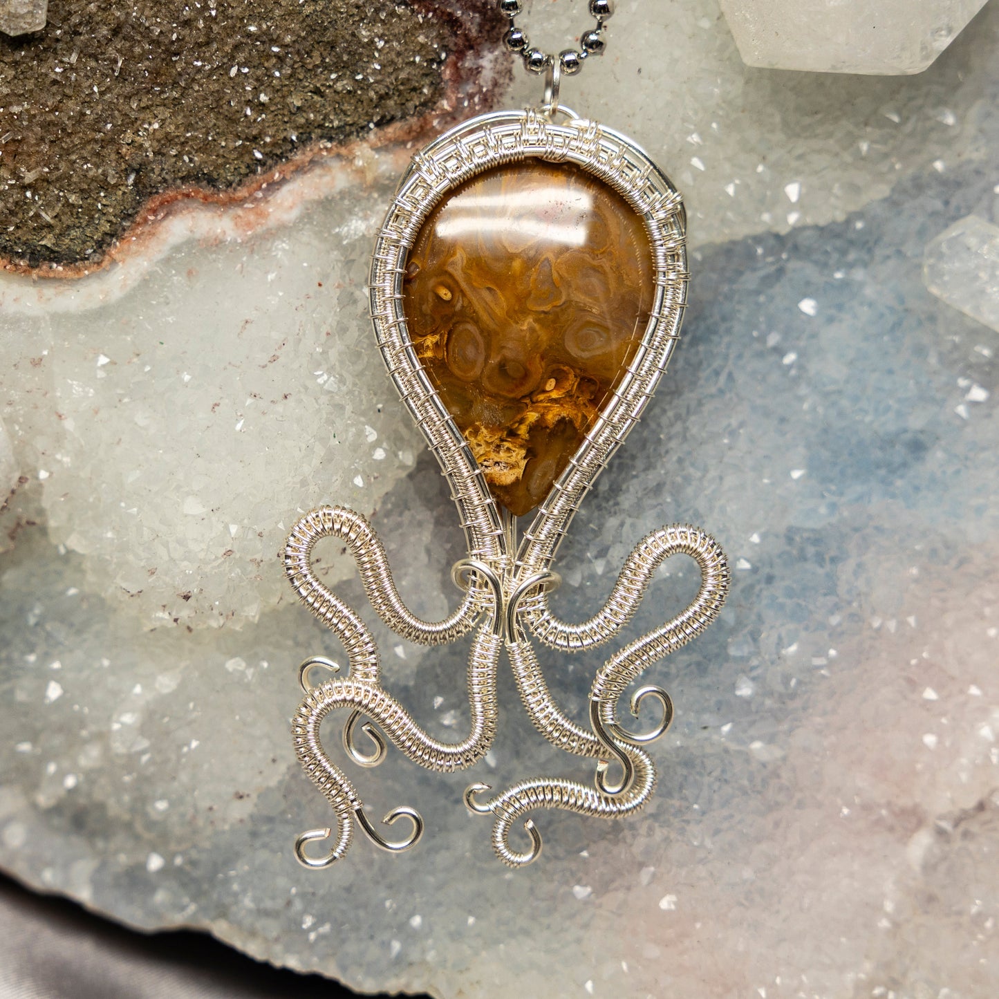 Agate "Squid" Wire Wrap Crystal Pendant – Wire Wraps