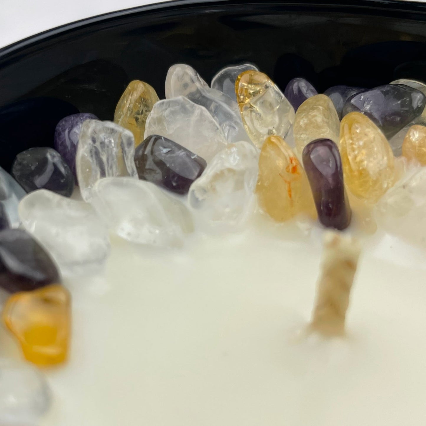 Arctic Winds Crystal Candle with Citrine, Amethyst, & Quartz | Coconut-Soy Wax Candle, 9oz – Crystal Candle