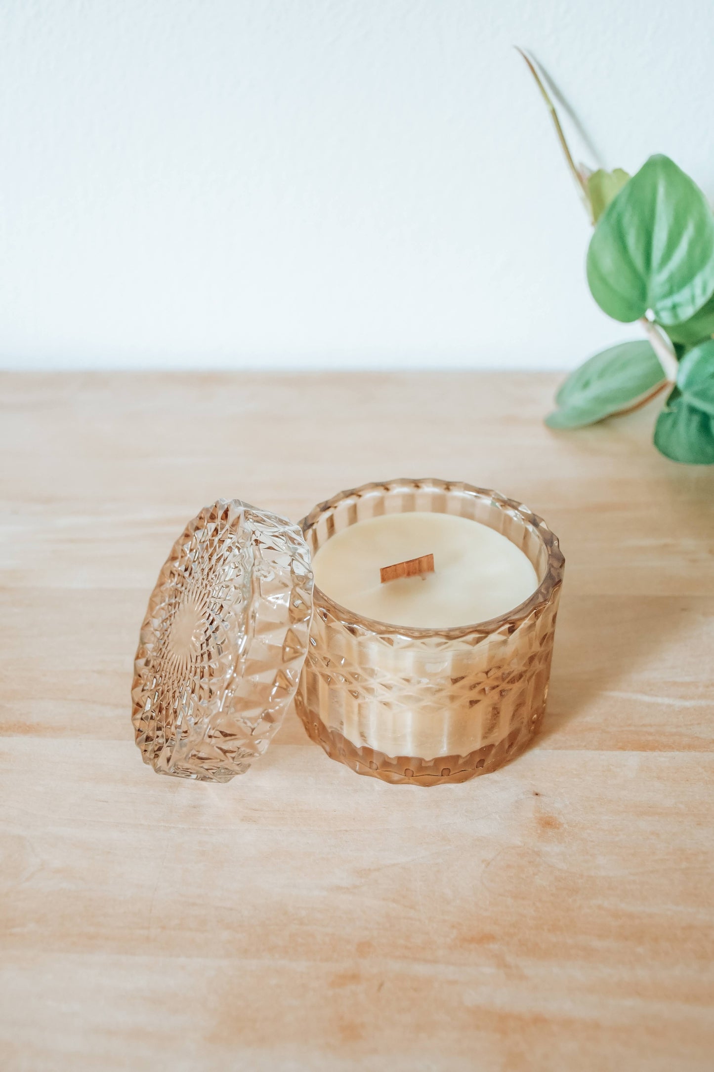 Retail Therapy Beeswax Candle - 7oz – non toxic candle