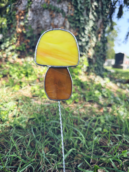 Mushroom Garden Stake – Whimsical Outdoor Décor for Yard & Planters
