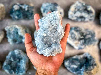 CELESTITE Clusters 450-800 Grams –
