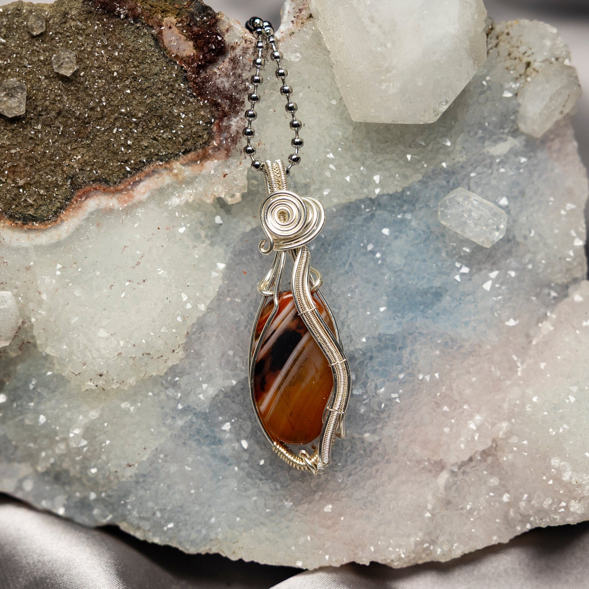 Carnelian Agate Wire Wrap Crystal Pendant – Wire Wraps