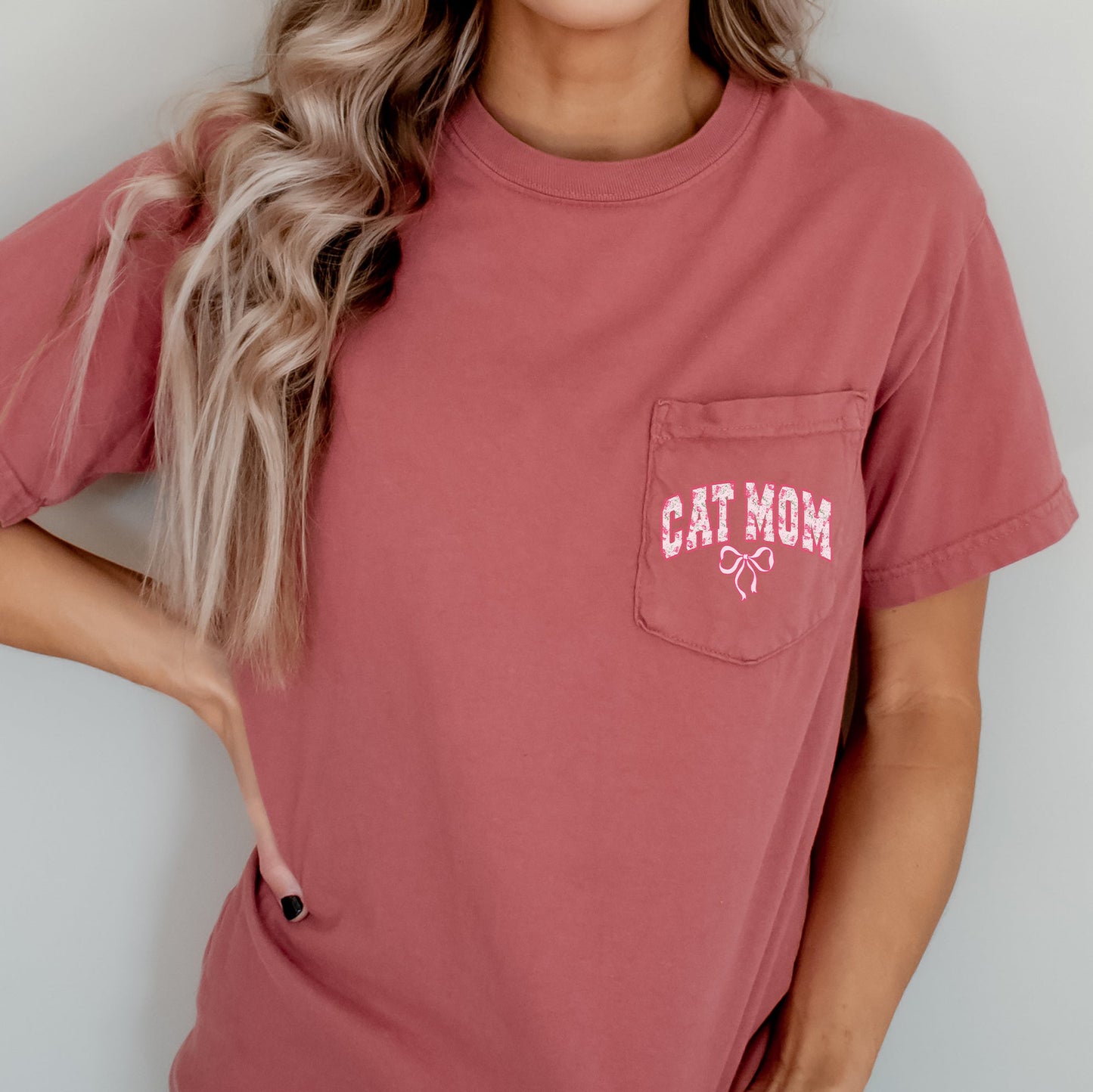 Cat Mom, Coquette, Pocket, Ribbons, Bows Pocket Tee Comfort Colors T-Shirt – Cumin T-Shirt