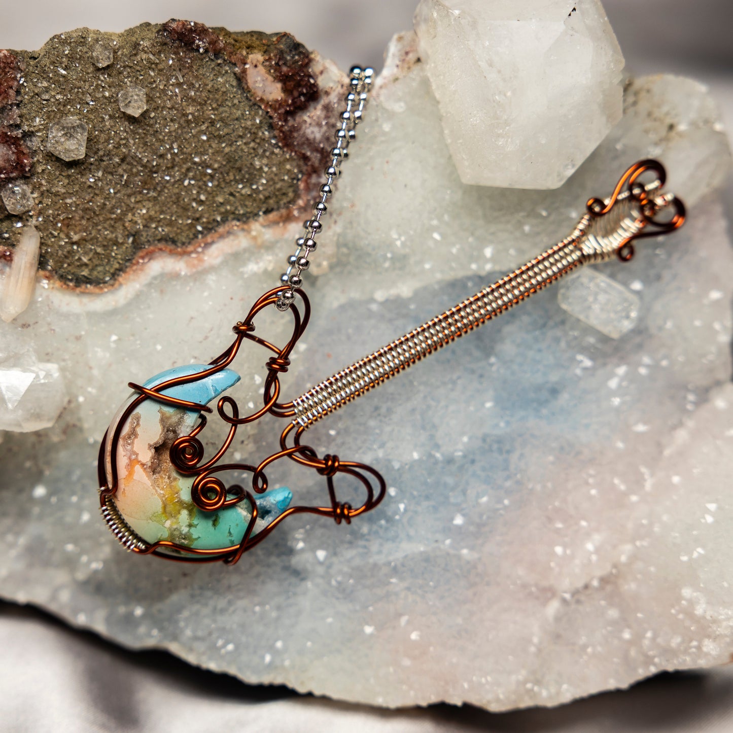 Chakra Agate "Guitar" Wire Wrap Crystal Pendant – Wire Wraps