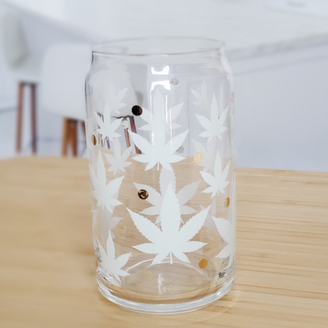 Color Changing Pot Leaf Glass Can - 16oz with Lid & Straw – Drinkware