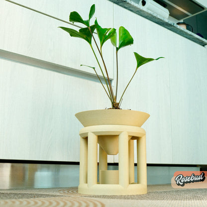 Conduit Plant Stand with Planter & Catch – Beige Pots & Planters